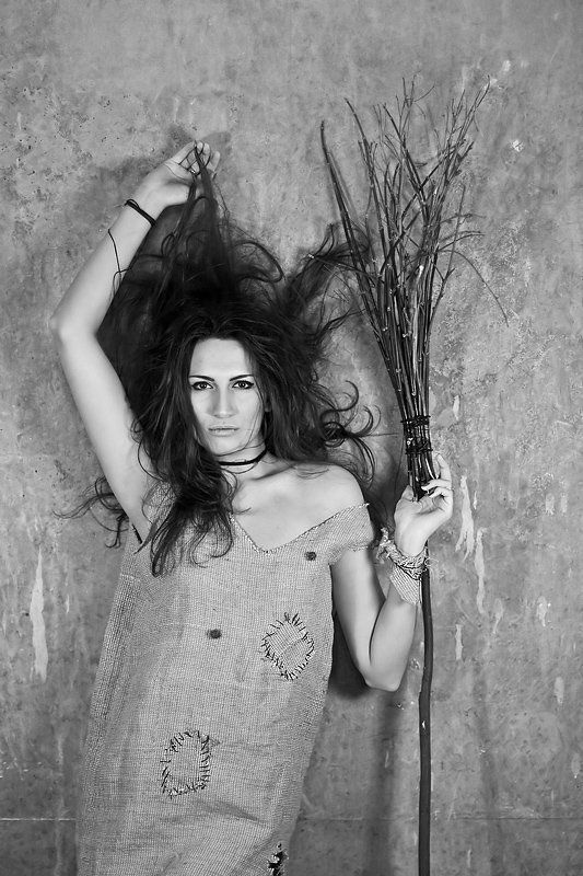 Ведьмаphoto preview