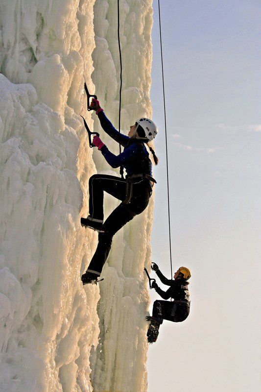 лед, зима, спорт, ледолазание Бег по вертикалиphoto preview
