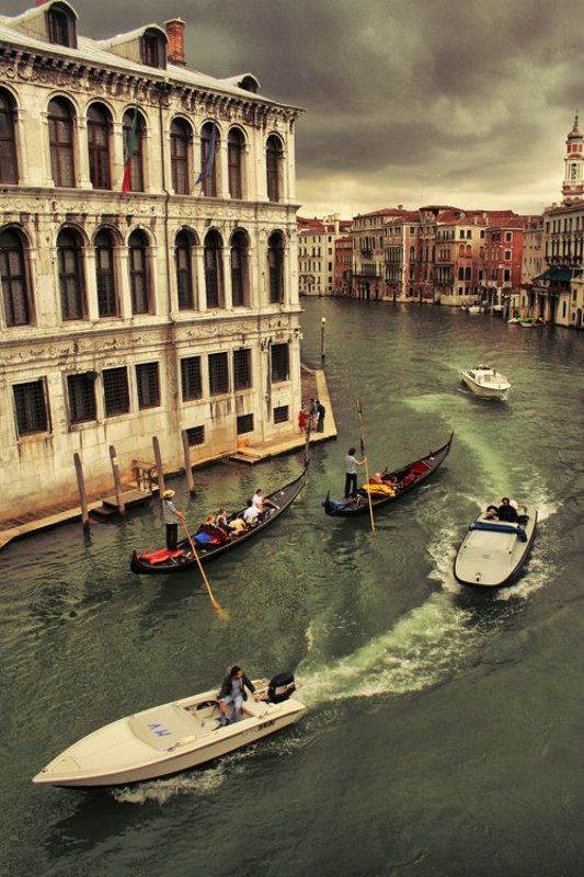 италия ,венеция Повороты историиphoto preview