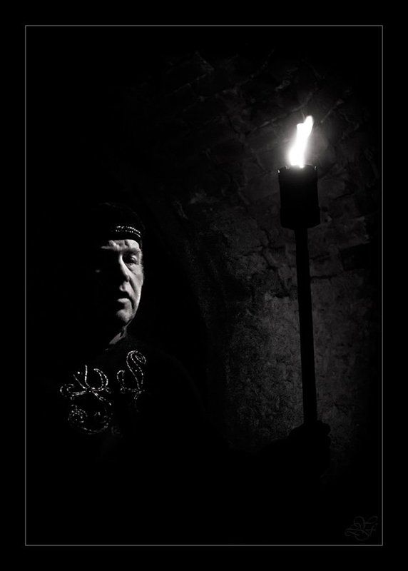 монах, доминиканец, факел Монах доминиканецphoto preview