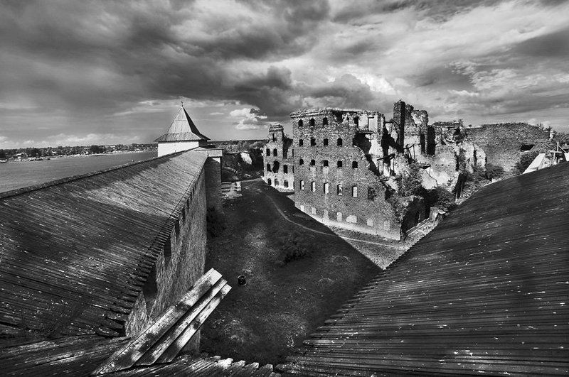 крепость орешек,небо,война,облака, Эхо войныphoto preview