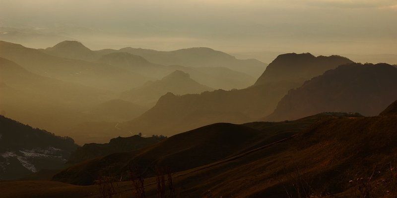 карачаево-черкесия, перевал гумбаши, трасса, вечер, 2008 ^^^photo preview