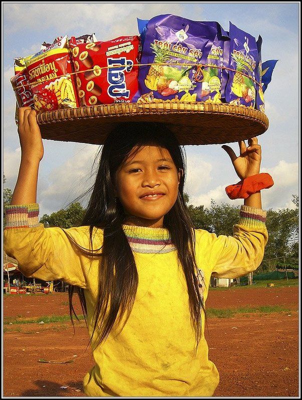 Девочка, Камбоджияphoto preview