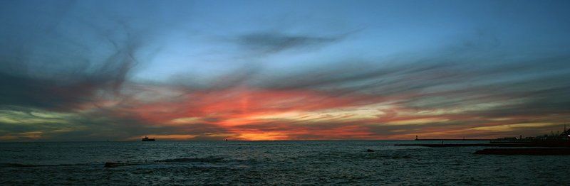 сочи Окрасилось небо ...photo preview