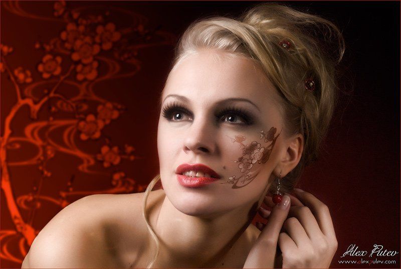 ветка,сакура,образ,девушка,глаза,настроение,мечты Ветка сакурыphoto preview