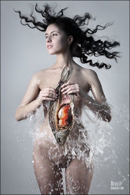 рыба, вода, девушка, внутренности Обнажение Рыбыphoto preview