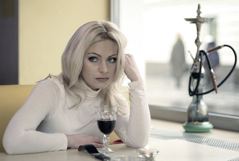 катя, кафе, девушка, ожидание photo preview