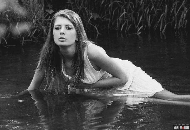 юлия федосеева, река il pesciolino d\'oro ...photo preview