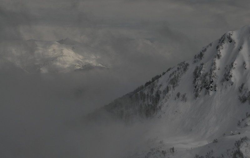 Горыphoto preview