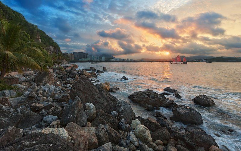 Берег просыпаетсяphoto preview