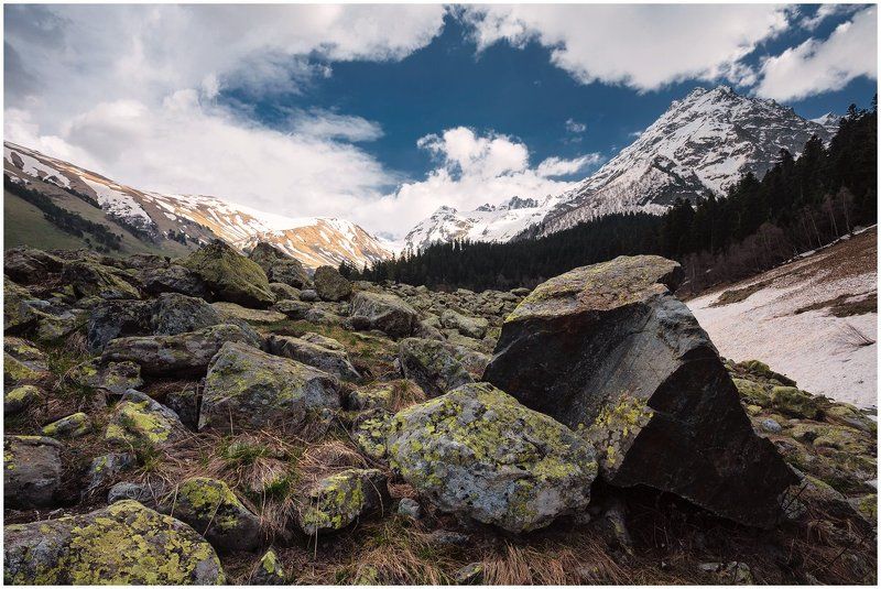 Каменные россыпи. Долина Софииphoto preview