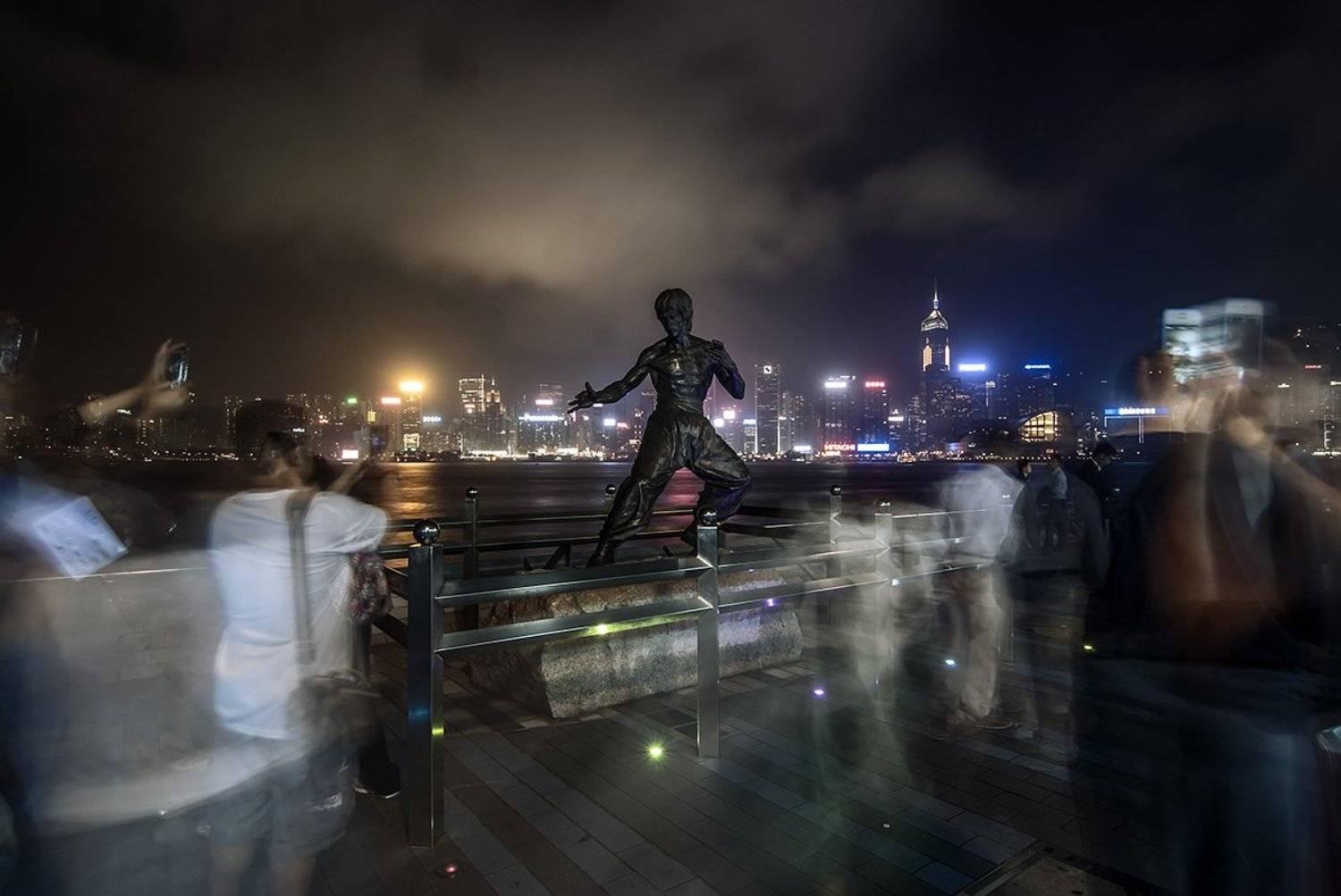 Bruce Lee. Автор: Дмитрий Тимошин Bruce lee hong kong kowloon aven, Дмитрий Тимошин