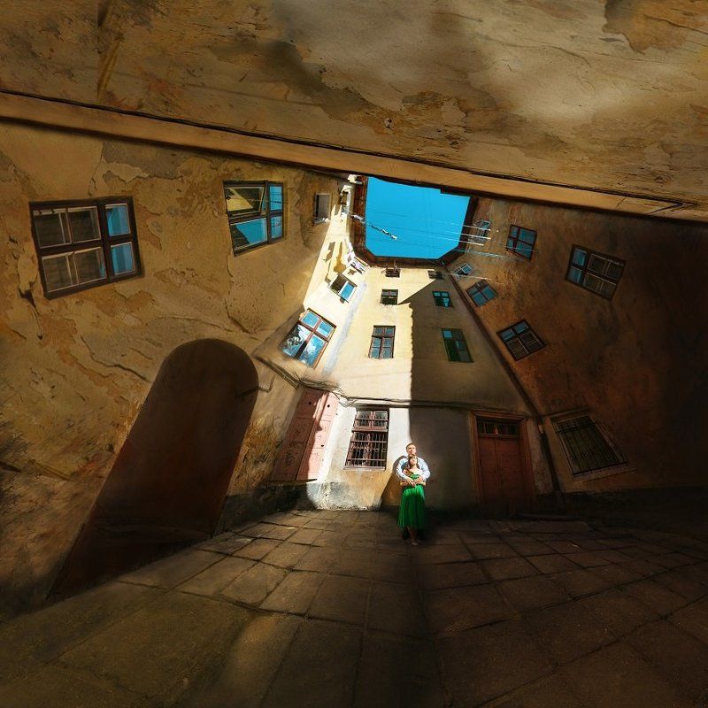 architecture, city, sky, sobokarfoto, дмитро собокар, sobokarfoto,  dmytro sobokar,people, lviv Windows look to the skyphoto preview