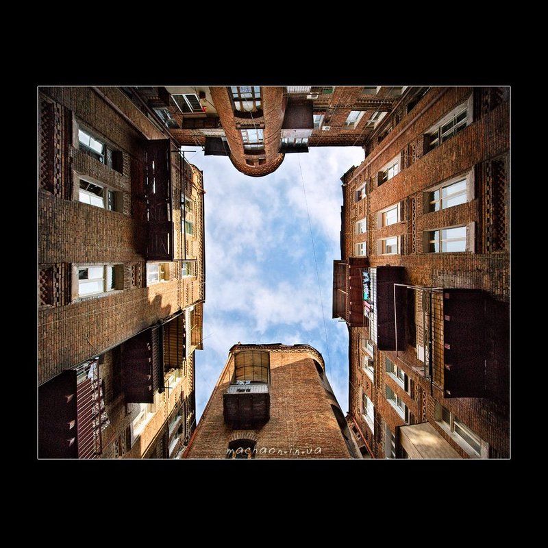 Одесские дворыphoto preview