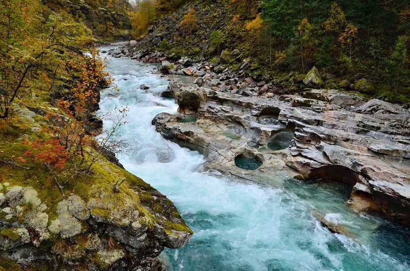 норвегия, река, jostedøla Каменные колодцы реки Jostedølaphoto preview