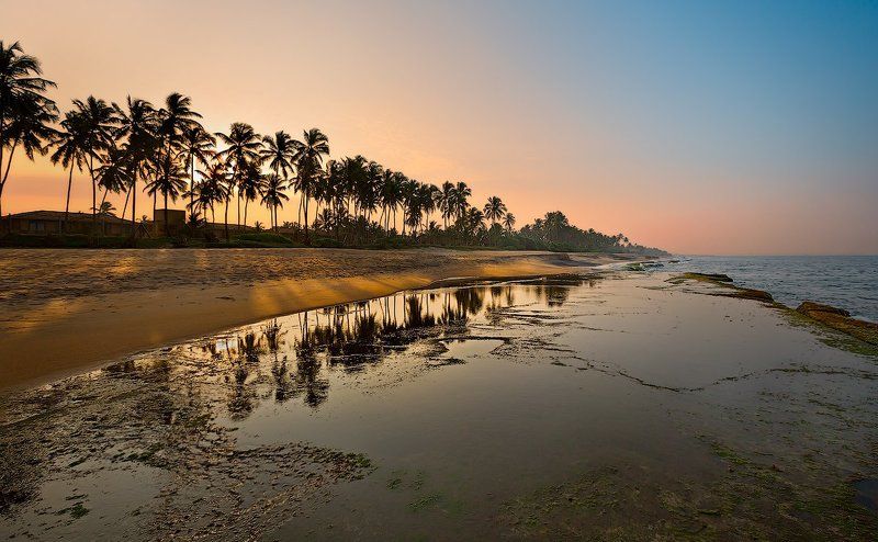 Берег Индийскогоphoto preview