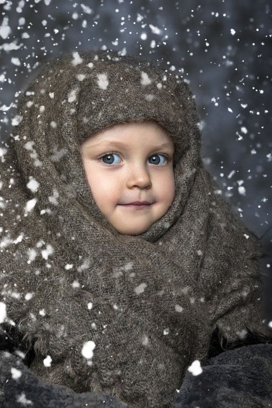 портрет, дети, студия, девочка, платок *** фото превью