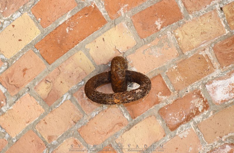 анкер, пруссия, старинный, объект, потолок, форт, металл, проржавевший, 2021 год, калининград, германия «Анкер» фото превью