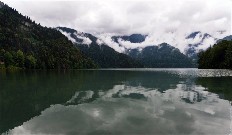 Lake Ritsa.photo preview