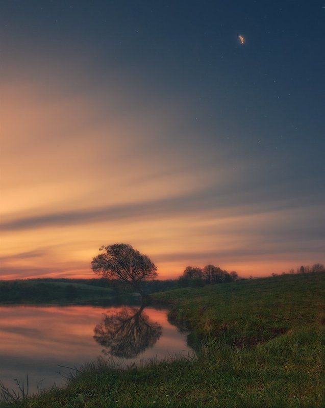 рассвет, луна Прелюдия к рассветуphoto preview