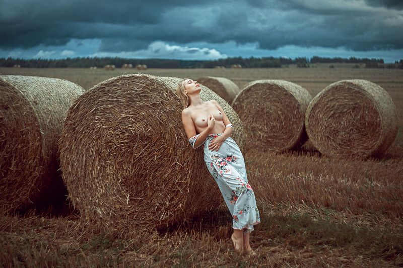 Gloomy Skyphoto preview