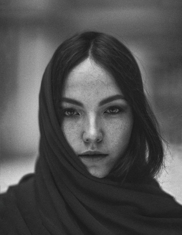 девушка,жанр,портрет,фотография,модель,арт,portrait,photography, middle,nature,soul,свет,girl,canon 35mm, woman,monochome,ню,гламур Mariphoto preview