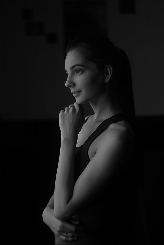 девушка, профиль, чб, чёрно-белое, красивая Олесяphoto preview