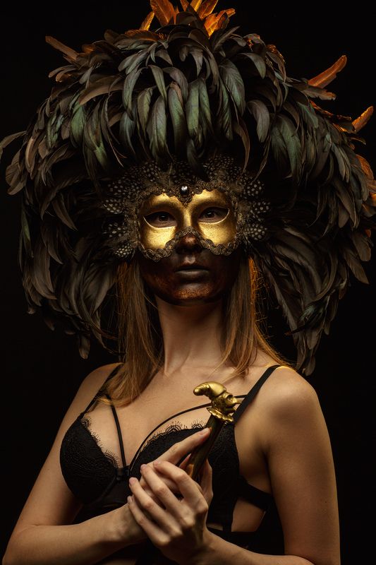 венецианская маска, нижнее белье, студийный свет, фотостудия, перья Veneziaphoto preview