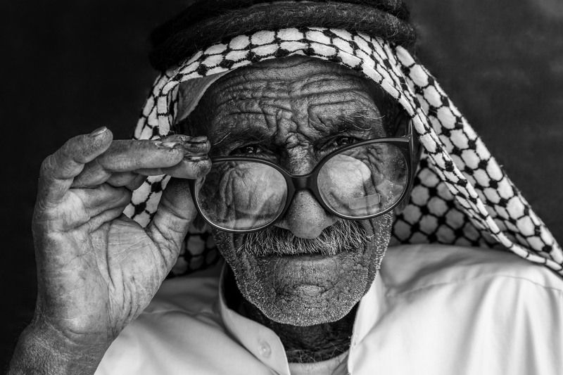 Stories told by the eyesphoto preview