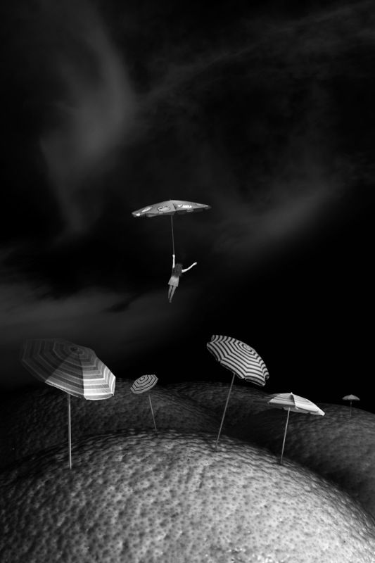 Она любила летать по ночамphoto preview