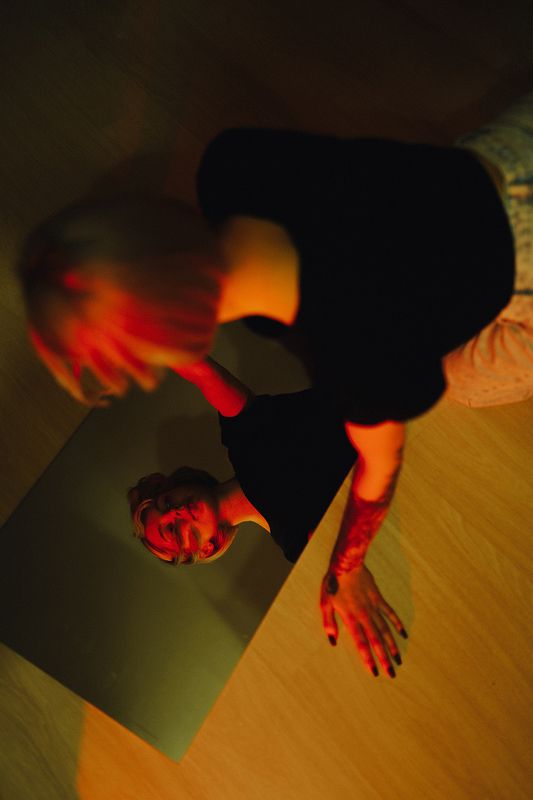 зеркало, отражение, девушка в зеркале Настяphoto preview