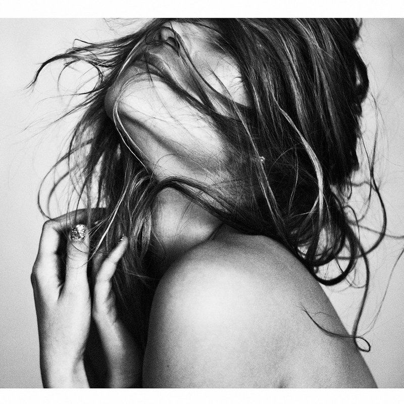 Слабаяphoto preview