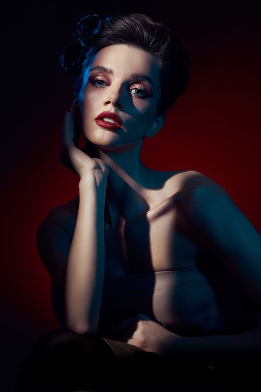 woman, portrait, girl, red, makeup, closeup, fashion, fashionable, cute, attractive, face Mashaphoto preview