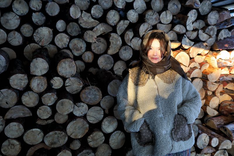 Хозяйка горы дровphoto preview