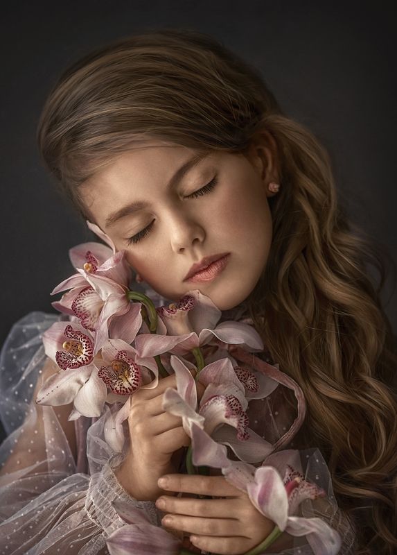 девочка, портрет,  Девочка с архидеейphoto preview