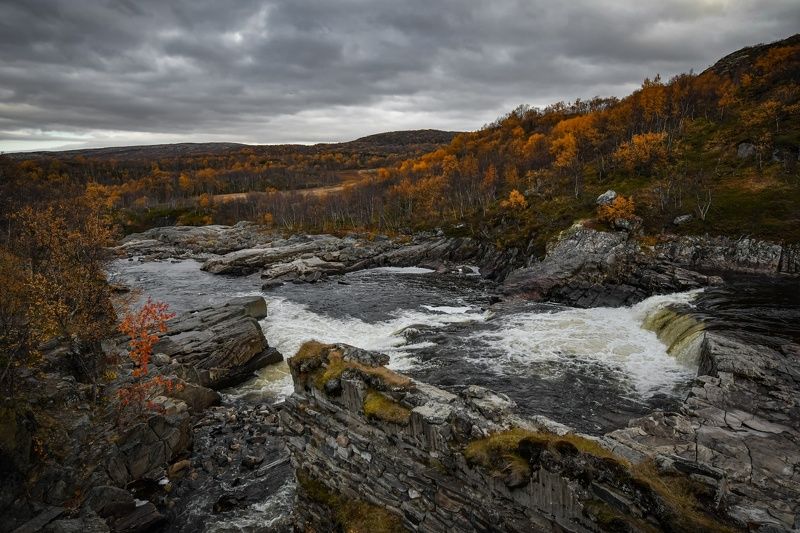 Водопад на реке Титовкаphoto preview