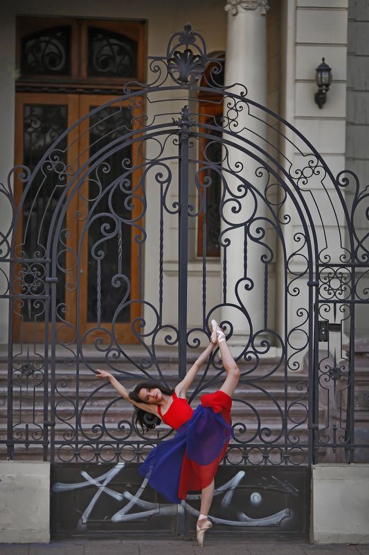 Ballerina photo preview