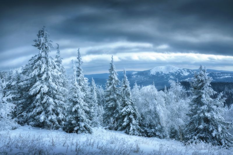 озеро, горы, лес, природа, закат, рассвет, красота, приключения, путешествие Сердится седой Уралphoto preview