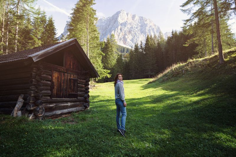 домик; горы; лес; альпы; австрия Sunny daysphoto preview