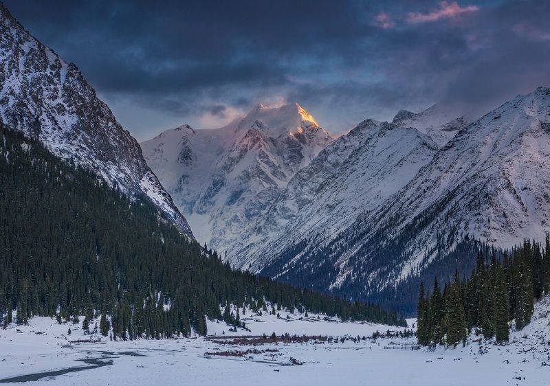 пейзаж, закат, горы, кыргызстан Пик Ельцинаphoto preview