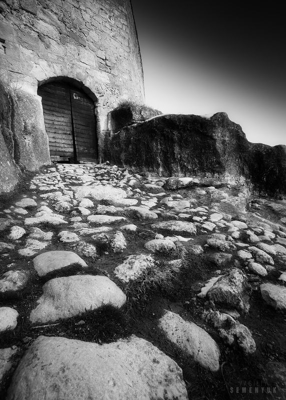 крым, чуфут-кале, пещерный город, крепость, история, ч/б, landscape, medieval, fortress, b/w. Дорогою тысячелетий.photo preview