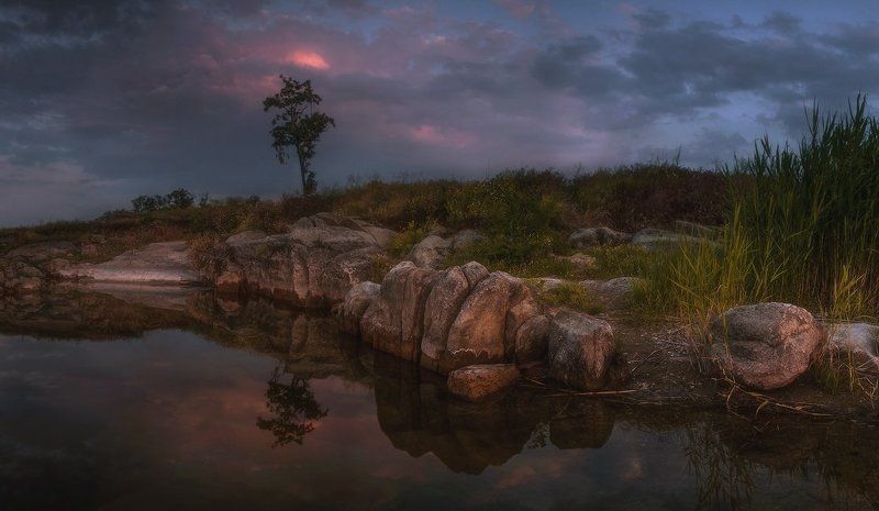 Гранитный берег Бердыphoto preview