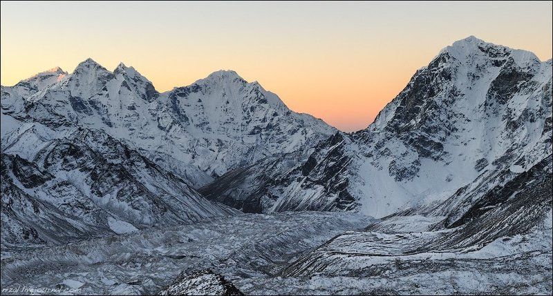 Рассвет на Кала-Патареphoto preview