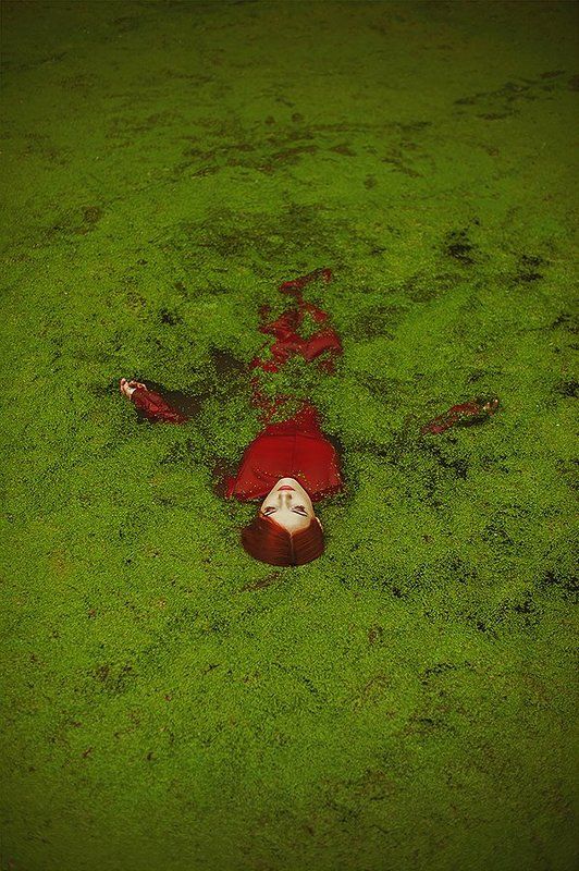 Madame REDphoto preview