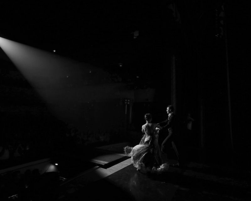 танец, чб, девушка  Игра теней photo preview