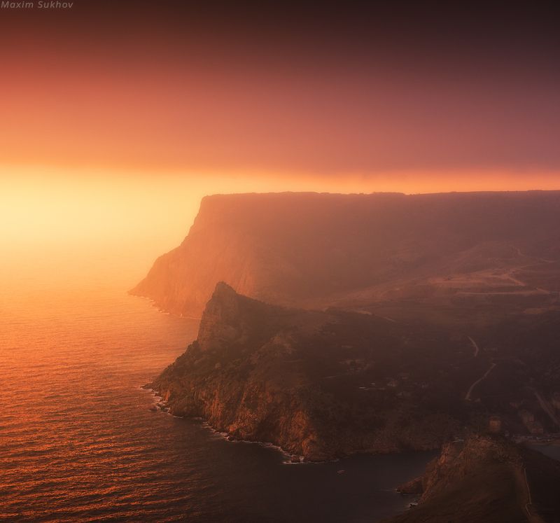 балаклава, крым, море, скалы, горы, волны, закат, небо Провожая деньphoto preview