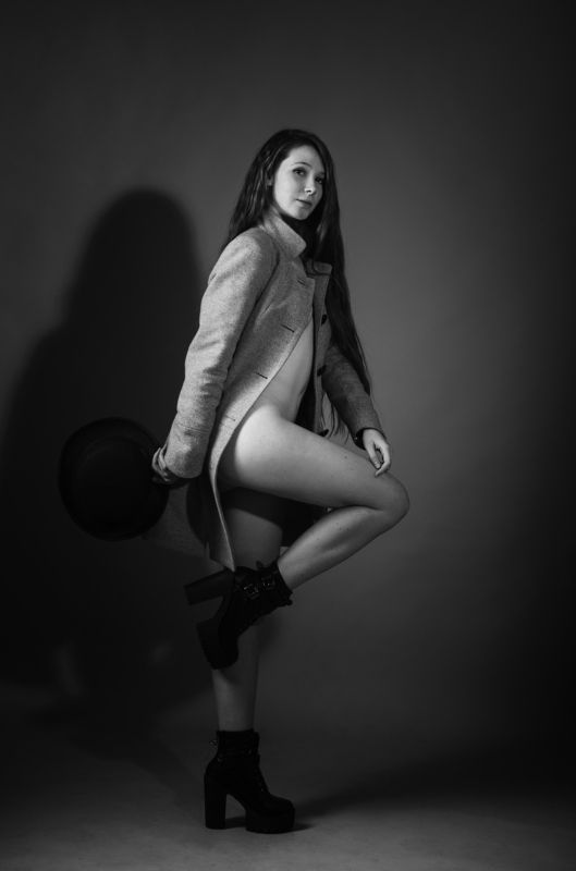 Hot  Alinaphoto preview