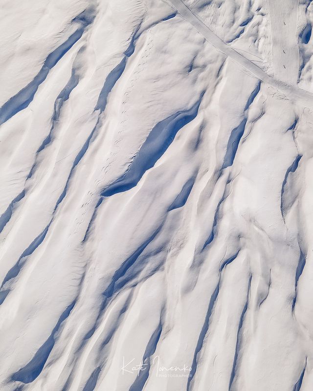 Три лыжникаphoto preview