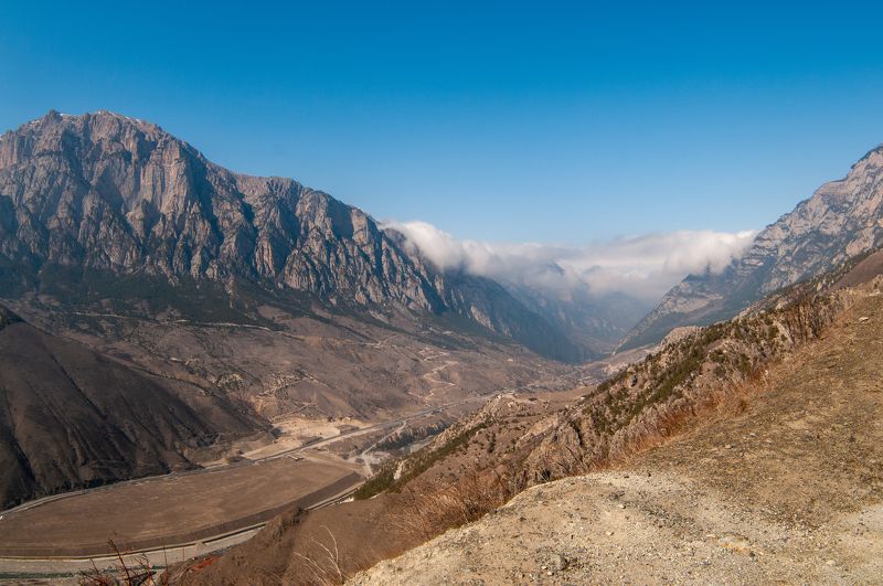 Горы, день, пейзаж, природа Ущелье в горахphoto preview