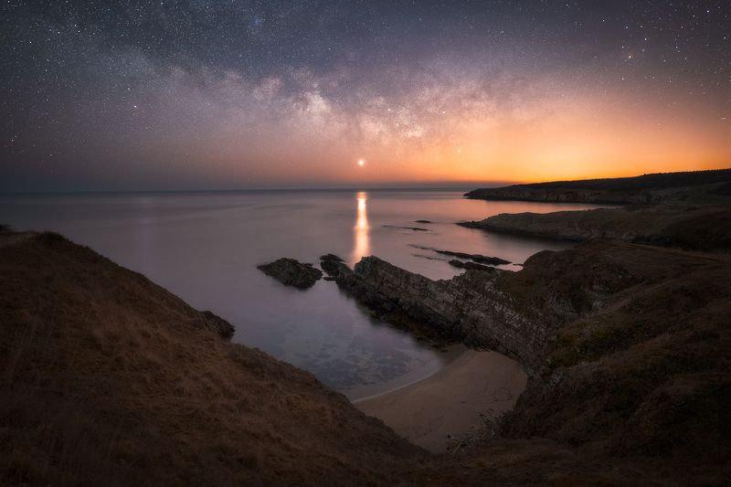 February Milky Way and rising Venus photo preview